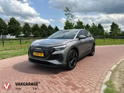 Grijs Gebruikt 2021 Audi Q4 e-tron Basis SUV | € 31.490 (Eerlijke prijs)