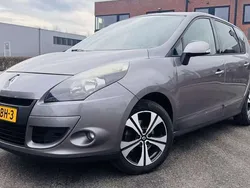 Grijs Gebruikt 2011 Renault Mégane III Hatchback | € 4.275 (Eerlijke prijs)