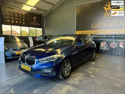 Blauw Gebruikt 2020 BMW 118 Executive Hatchback | € 20.950 (Super prijs)