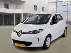 Wit Gebruikt 2014 Renault Zoe Life Hatchback | € 5.100 (Eerlijke prijs)
