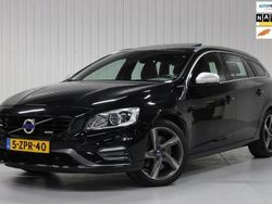 Zwart Gebruikt 2015 Volvo V60 R-Design Stationwagen | € 15.950 (Duur)
