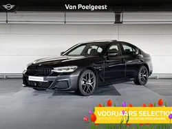 Sophistograu brillianteffect metallic (grijs metallic) Gebruikt 2023 BMW 530e Comfort Edition Sedan | € 46.900 (Goede deal)