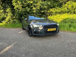 Grijs Gebruikt 2018 Audi A3 Hatchback | € 15.900 (Goede deal)