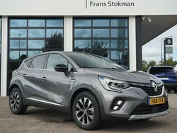 Grijs Gebruikt 2024 Renault Captur Intens SUV | € 28.495 (Eerlijke prijs)