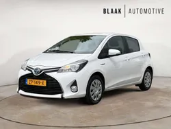 Wit Gebruikt 2017 Toyota Yaris Hybrid Trend Hatchback | € 14.800 (Goede deal)