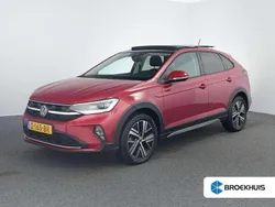 Rood Gebruikt 2022 VW Taigo Style SUV | € 26.900 (Eerlijke prijs)