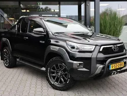 Zwart Gebruikt 2024 Toyota HiLux Pickup | € 55.654 (Duur)