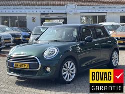 Groen Gebruikt 2016 Mini Cooper Business Hatchback | € 14.800 (Super prijs)