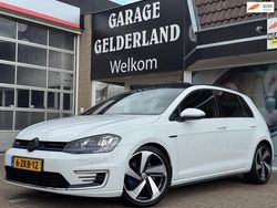 Wit Gebruikt 2015 VW Golf VII GTE Hatchback | € 14.500 (Iets duurder)