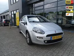 Grijs Gebruikt 2015 Fiat Punto Evo Lounge Hatchback | € 5.850 (Eerlijke prijs)