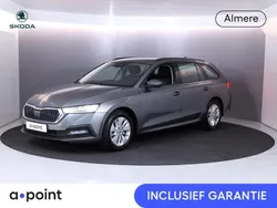 Grijs Gebruikt 2023 Skoda Octavia Business Line Stationwagen | € 23.849 (Eerlijke prijs)