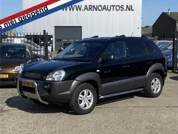 Zwart, metallic lak Gebruikt 2007 Hyundai Tucson Dynamiq SUV | € 3.650 (Eerlijke prijs)