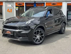 Zwart Gebruikt 2022 Lynk & Co 01 SUV | € 23.950 (Eerlijke prijs)