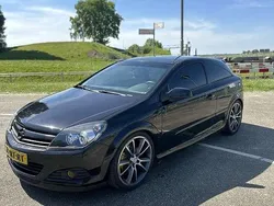 Zwart Gebruikt 2005 Opel Astra Sport Coupé | € 1.999 (Eerlijke prijs)