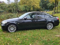 Zwart Gebruikt 2005 BMW 523 Sedan | € 4.000 (Goede deal)