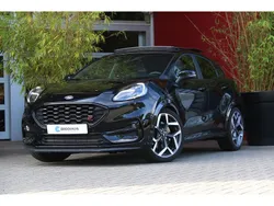 Zwart Gebruikt 2022 Ford Puma ST SUV | € 29.950 (Eerlijke prijs)