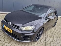 Zwart Gebruikt 2016 VW Golf VII R Hatchback | € 22.450 (Eerlijke prijs)