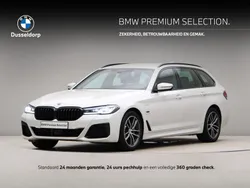 Wit Gebruikt 2022 BMW 530e M Sport Stationwagen | € 39.950 (Eerlijke prijs)