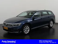 Blauw Gebruikt 2022 VW Passat GTE Stationwagen | € 29.895 (Eerlijke prijs)