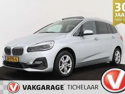 Grijs, metallic lak Gebruikt 2019 BMW 218 Gran Tourer Executive MPV | € 20.945 (Eerlijke prijs)