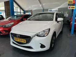 Wit Gebruikt 2016 Mazda 2 Hatchback | € 10.950 (Eerlijke prijs)