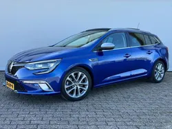 Blauw, metallic lak Gebruikt 2017 Renault Mégane GrandTour GT Stationwagen | € 18.750 (Iets duurder)