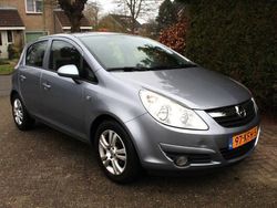 Grijs Gebruikt 2009 Opel Corsa Enjoy Sedan | € 2.950 (Eerlijke prijs)
