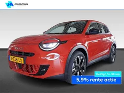 Oranje Gebruikt 2023 Fiat 600 La Prima SUV | € 27.440