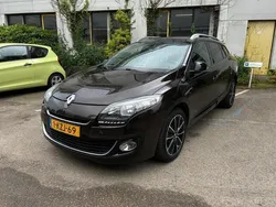Bruin Gebruikt 2013 Renault Mégane GrandTour Bose Edition Stationwagen | € 5.499 (Eerlijke prijs)