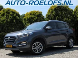 Grijs, metallic lak Gebruikt 2016 Hyundai Tucson Comfort SUV | € 13.890 (Eerlijke prijs)