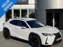 Wit Gebruikt 2020 Lexus UX 250h Business Edition SUV | € 23.840 (Goede deal)