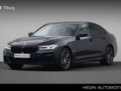 Zwart Gebruikt 2021 BMW 530e Executive Sedan | € 41.880 (Eerlijke prijs)