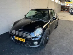 Zwart Gebruikt 2011 Mini ONE Hatchback | € 5.950 (Eerlijke prijs)