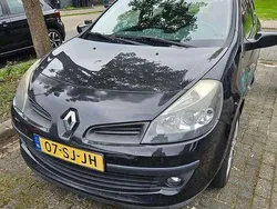 Grijs Gebruikt 2006 Renault Clio II Luxe Hatchback | € 900 (Eerlijke prijs)