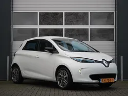 Wit Gebruikt 2015 Renault Zoe Life Hatchback | € 6.999 (Eerlijke prijs)