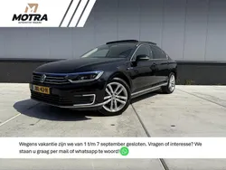 Zwart Gebruikt 2018 VW Passat Highline Sedan | € 24.850 (Eerlijke prijs)