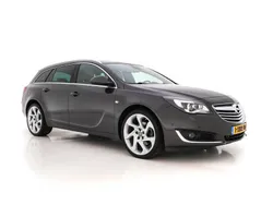 Grijs metallic Gebruikt 2014 Opel Insignia Comfort Stationwagen | € 10.545