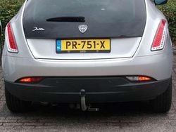 Zilver Gebruikt 2010 Lancia Delta Hatchback | € 3.999 (Super prijs)