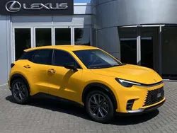 Geel Nieuw 2025 Lexus LBX SUV | € 44.990 (Iets duurder)