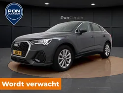 Grijs Gebruikt 2021 Audi Q3 Business SUV | € 34.950