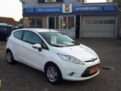 Wit Gebruikt 2011 Ford Fiesta Titanium Hatchback | € 4.450 (Eerlijke prijs)