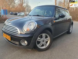 Zwart Gebruikt 2007 Mini ONE Pepper Hatchback | € 3.500 (Eerlijke prijs)