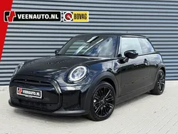 Zwart Gebruikt 2022 Mini Cooper Hatchback | € 25.945