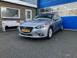 Grijs Gebruikt 2015 Mazda 3 Sedan | € 9.499 (Super prijs)