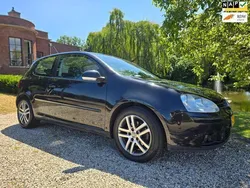 Zwart Gebruikt 2007 VW Golf V Hatchback | € 2.499 (Eerlijke prijs)