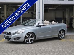 Grijs, metallic lak Gebruikt 2010 Volvo C70 Cabriolet | € 14.940 (Duur)