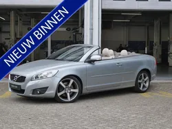 Grijs, metallic lak Gebruikt 2010 Volvo C70 Cabriolet | € 15.940 (Duur)