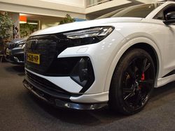 Wit Gebruikt 2022 Audi Q4 e-tron Competition SUV | € 32.995 (Iets duurder)