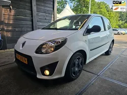 Wit Gebruikt 2009 Renault Twingo Dynamique Hatchback | € 2.250 (Eerlijke prijs)