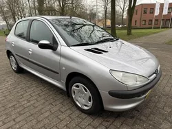 Grijs Gebruikt 2003 Peugeot 206 Hatchback | € 999 (Eerlijke prijs)